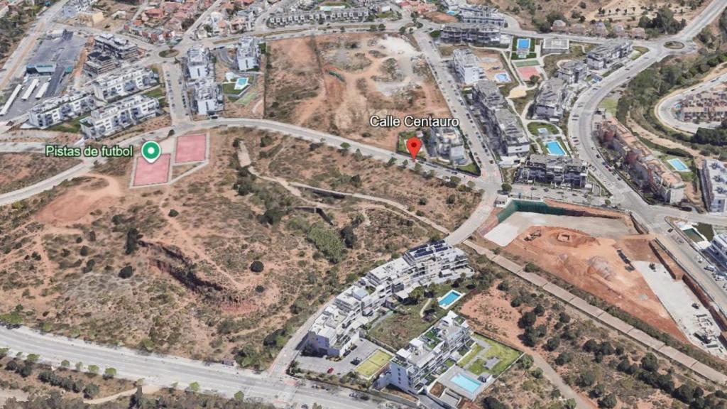 Imagen de la calle Centauro, donde se localiza una de las parcelas que va a ser subastada por el Ayuntamiento de Málaga.
