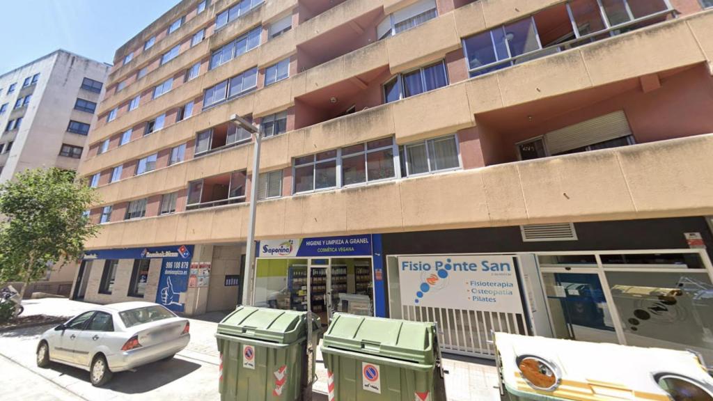 Paseo de Colón, 15, Pontevedra.