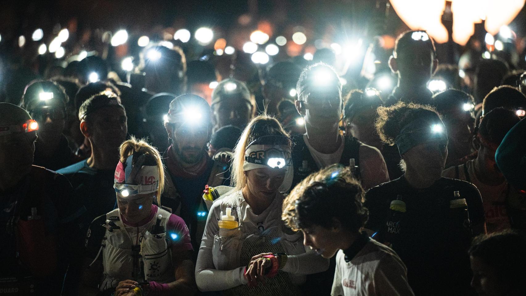 Los corredores de la Salomon Ultra Pirineu 100K instantes antes de la salida.