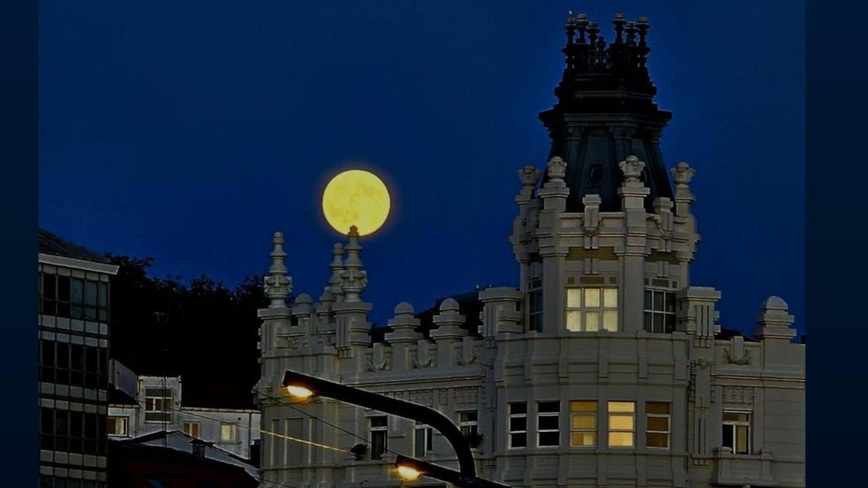 Luna del Cazador en A Coruña