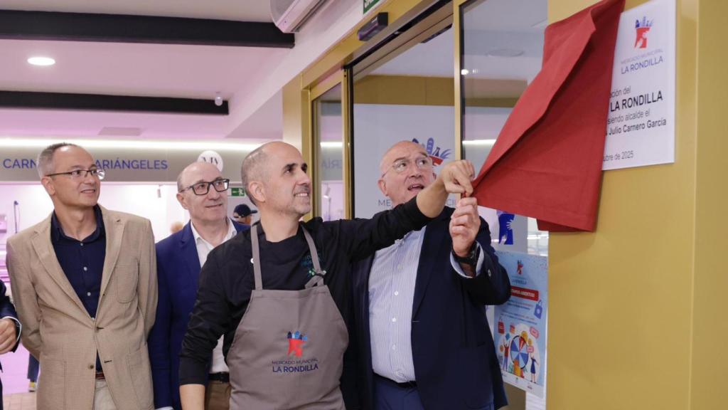 Inauguración del nuevo mercado de La Rondilla en Valladolid