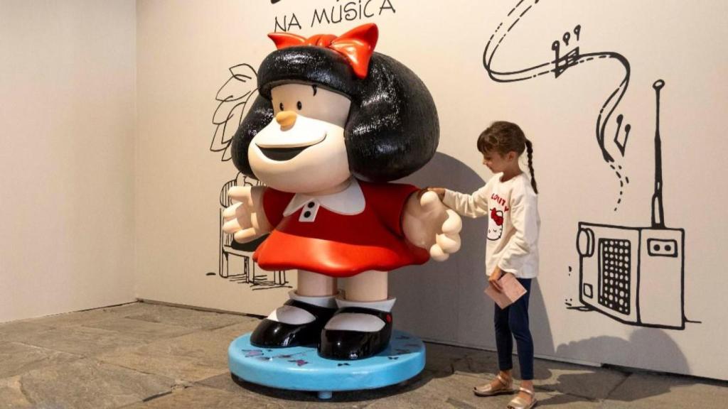 Figura de Mafalda en Viñetas desde o Atlántico 2025.