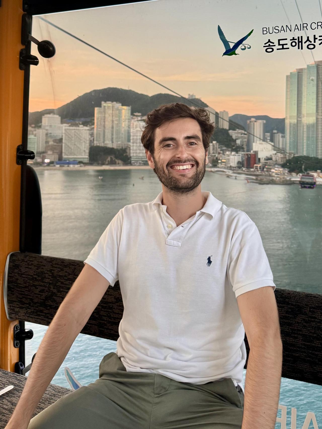 Álvaro Vega, nuevo registrador de la propiedad.