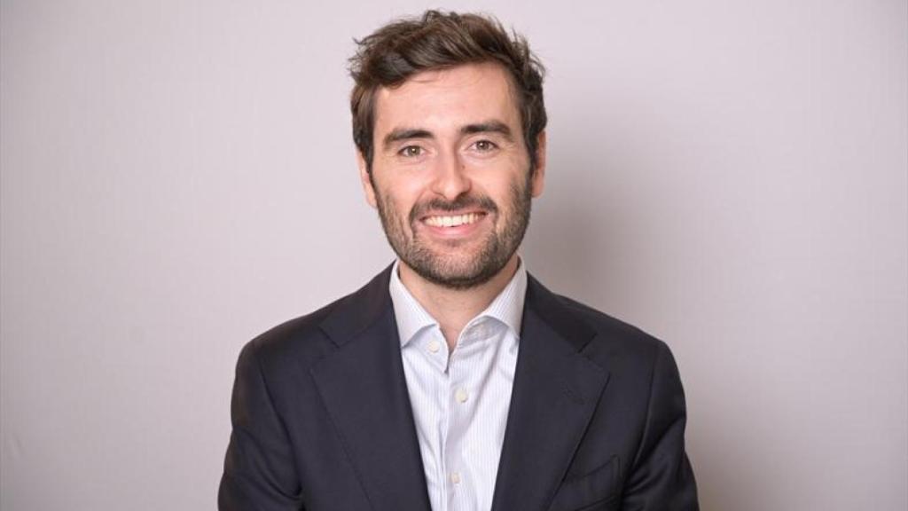 El registrador de la propiedad, Álvaro Vega.