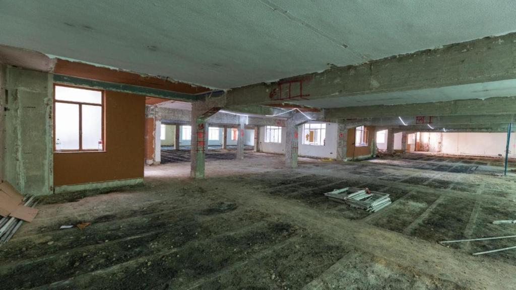 Interior de las obras de reconstrucción del edificio derrumbado en la calle de las Hileras.