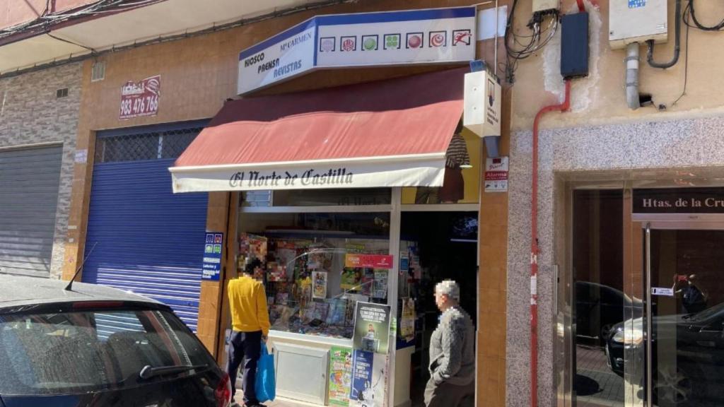 Imagen del quiosco que ha repartido el premio del Euromillones en Valladolid