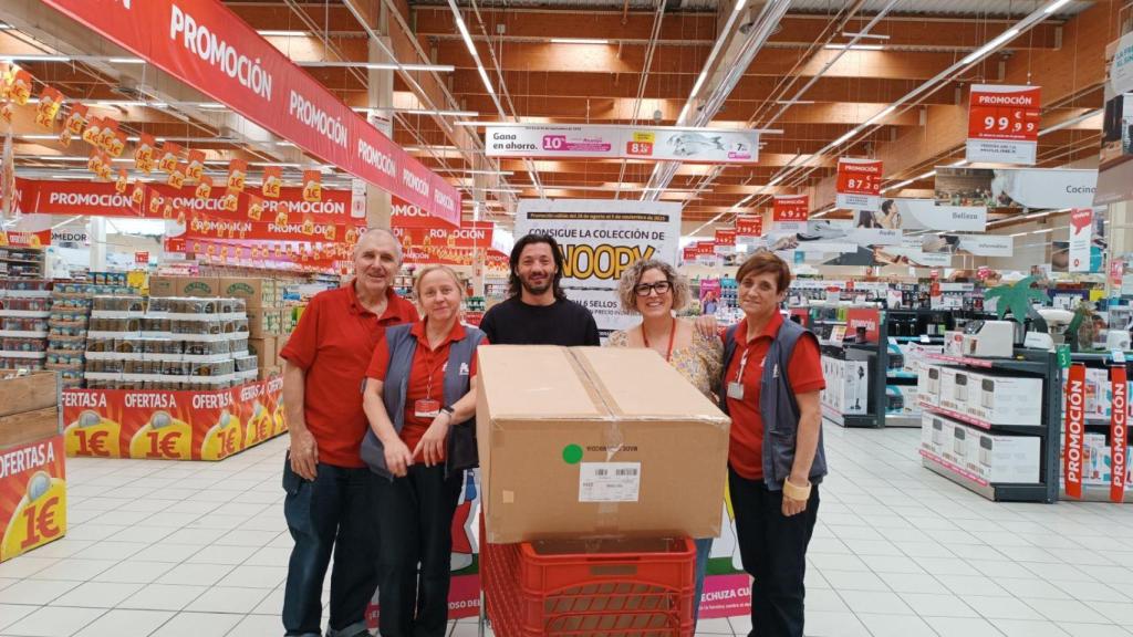 Campaña de donación de material escolar en Alcampo