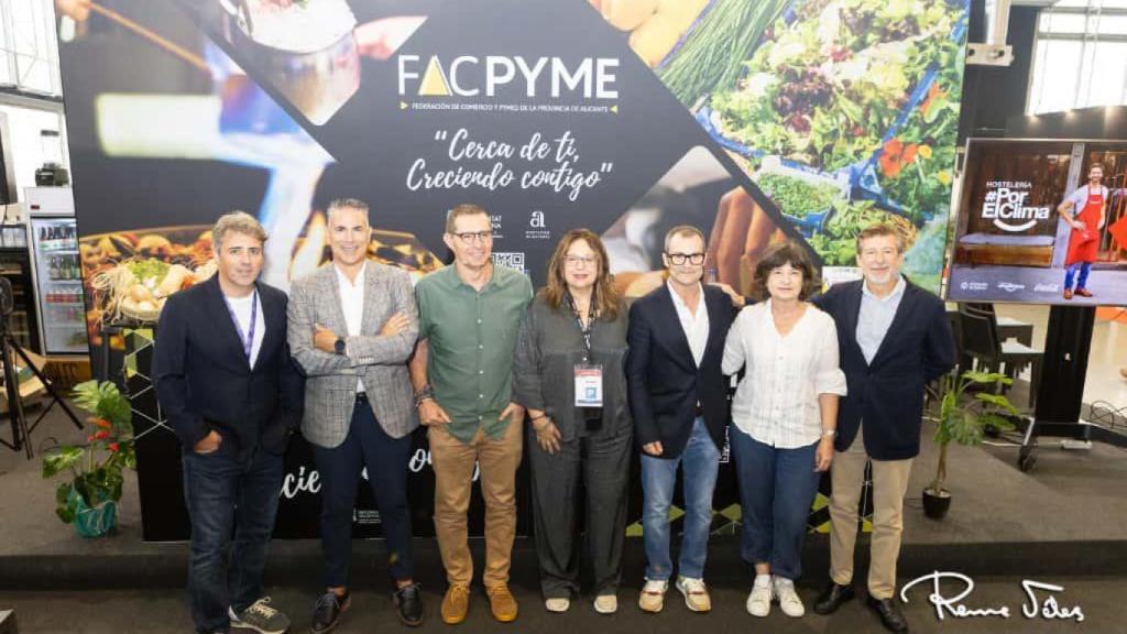 Coloquio patrocinado por Coca-Cola en Alicante Gastronómica.