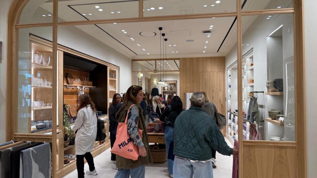 Expectación en la apertura.