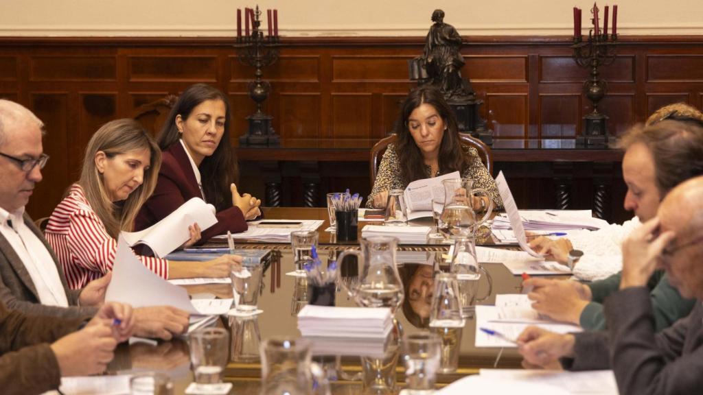 Imagen de la reunión de la junta de gobierno local.