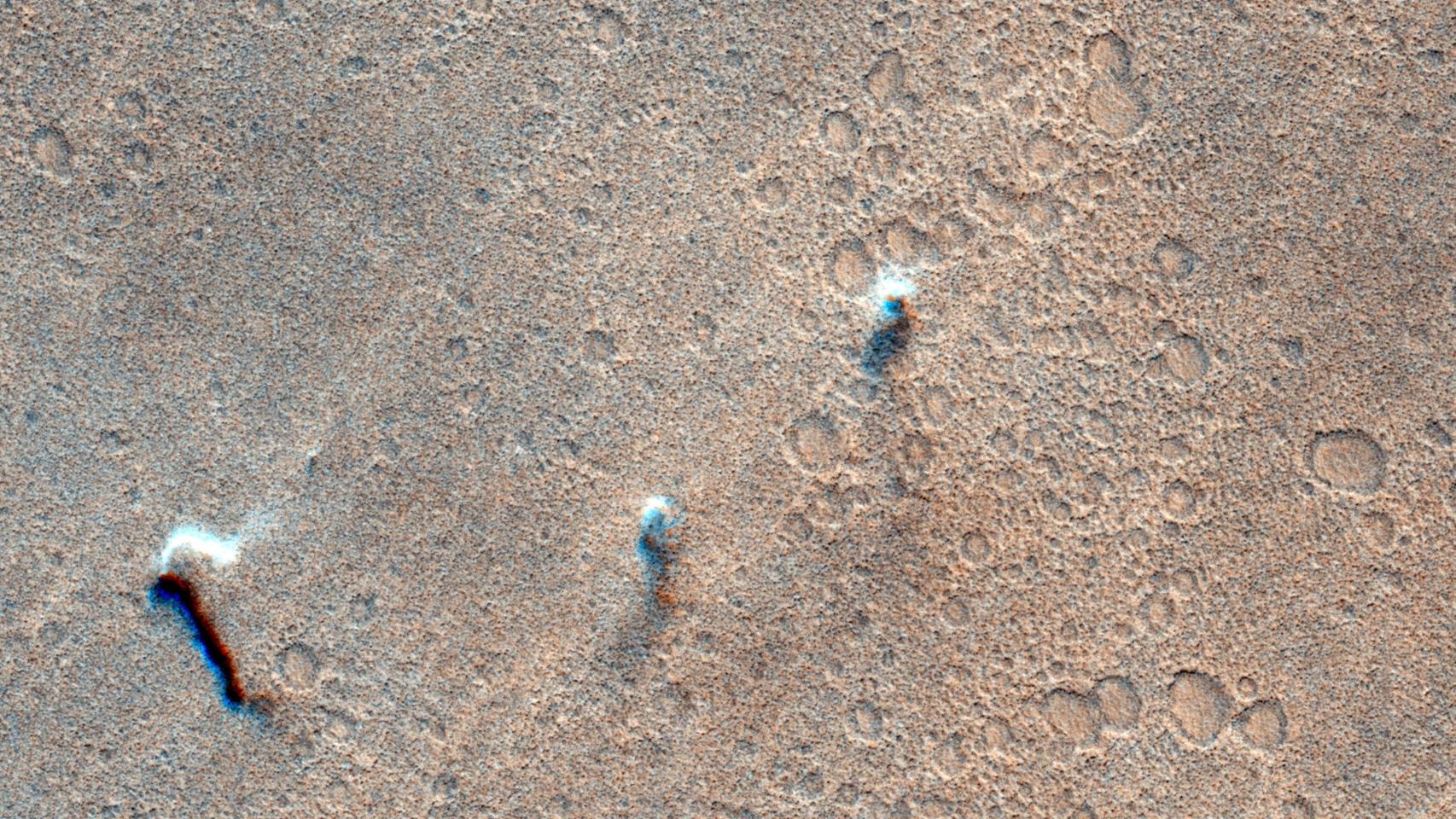 Tornados en la superficie de Marte. ESA/TGO/CaSSIS