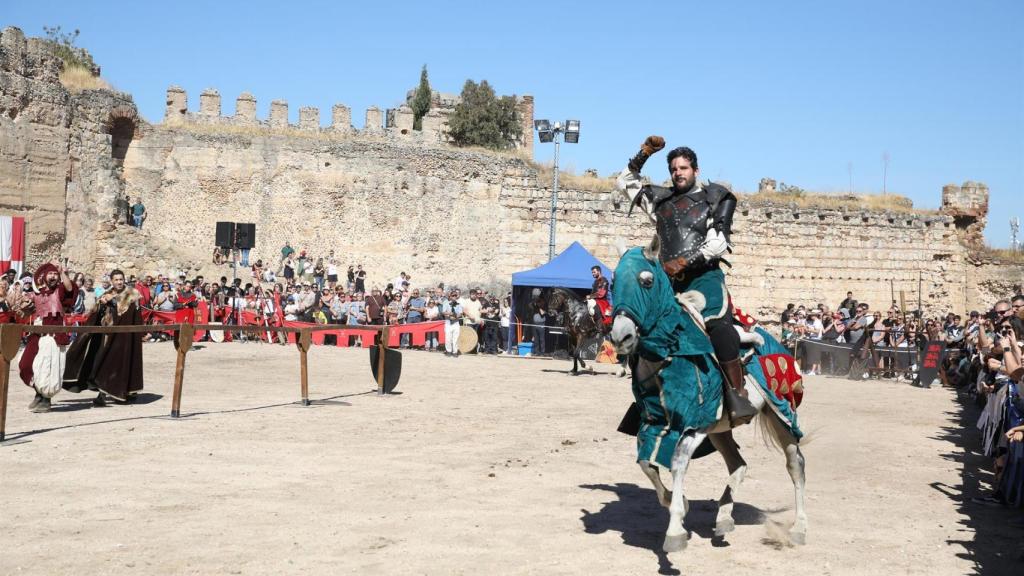 Torneo de justas en el mercado medieval las IV Jornadas Medievales de Escalona
