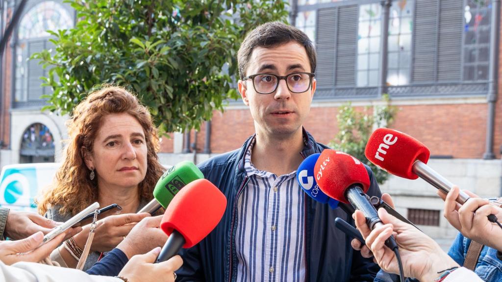 El portavoz socialista en el Ayuntamiento de Salamanca, José Luis Mateos, durante su intervención de este miércoles