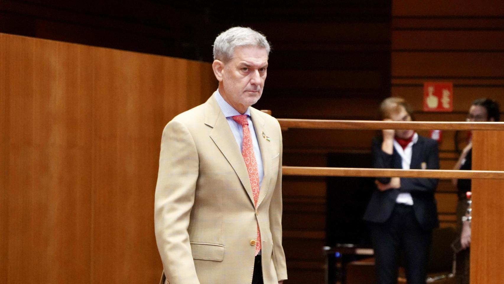 El procurador socialista José Luis Vázquez