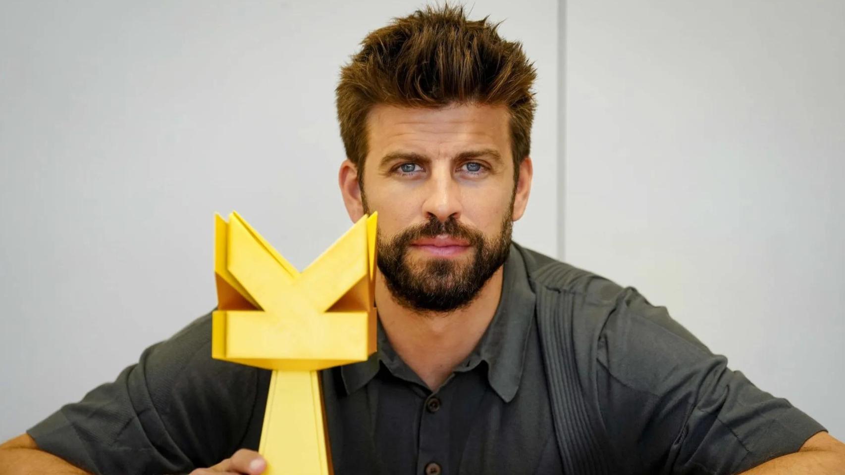 Gerard Piqué, con rostro serio.