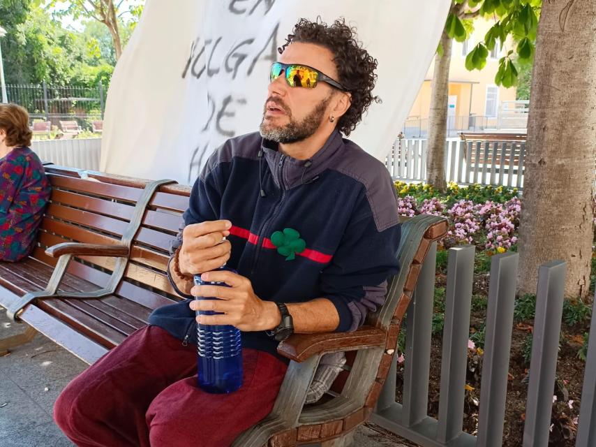 Charles Rodríguez Dosantos, durante la huelga de hambre.