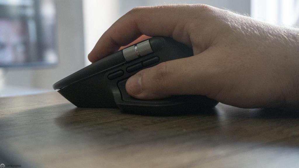 Logitech MX Master 4.