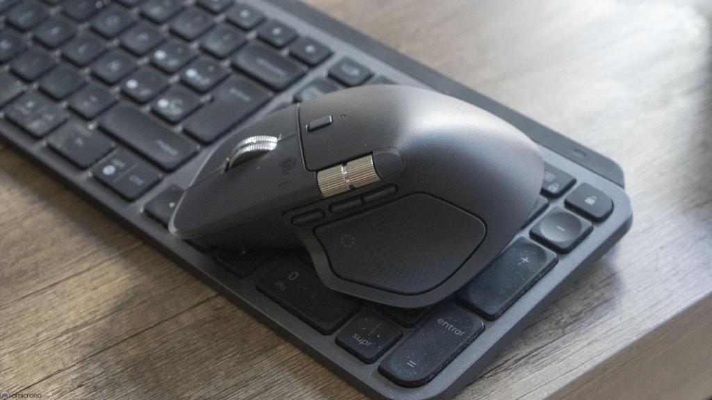 Logitech MX Master 4.