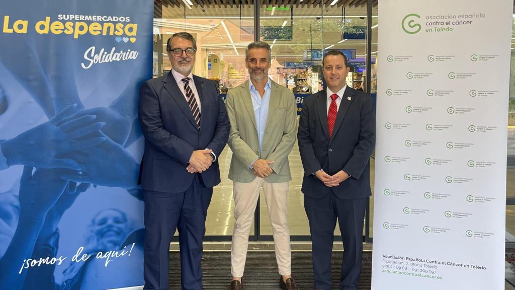 Fernando Jou, Luis Aznal y Raúl Cabello, de izquierda a derecha.