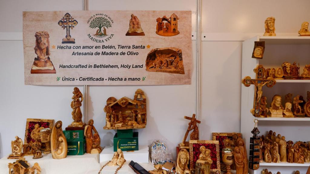 Aceptan encargos de todo tipo de figuras y pedidos online.