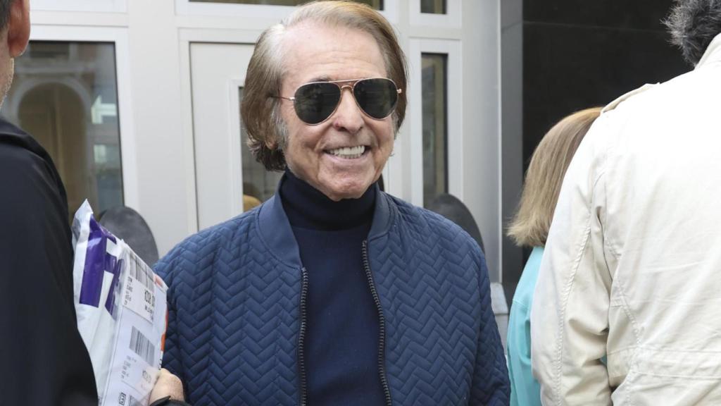 Raphael, en la Embajada de Estados Unidos en Madrid este jueves, 9 de octubre de 2025.