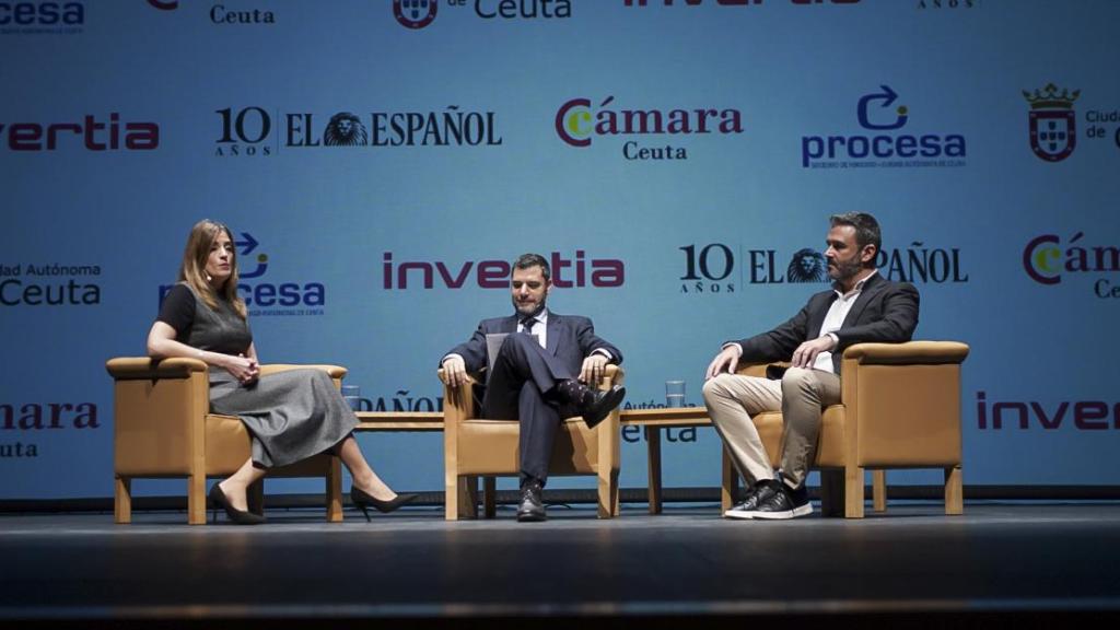 Imagen de la conversación a dos bajo el título 'La atracción de talento', en la segunda jornada del III Foro Económico Español en Ceuta.