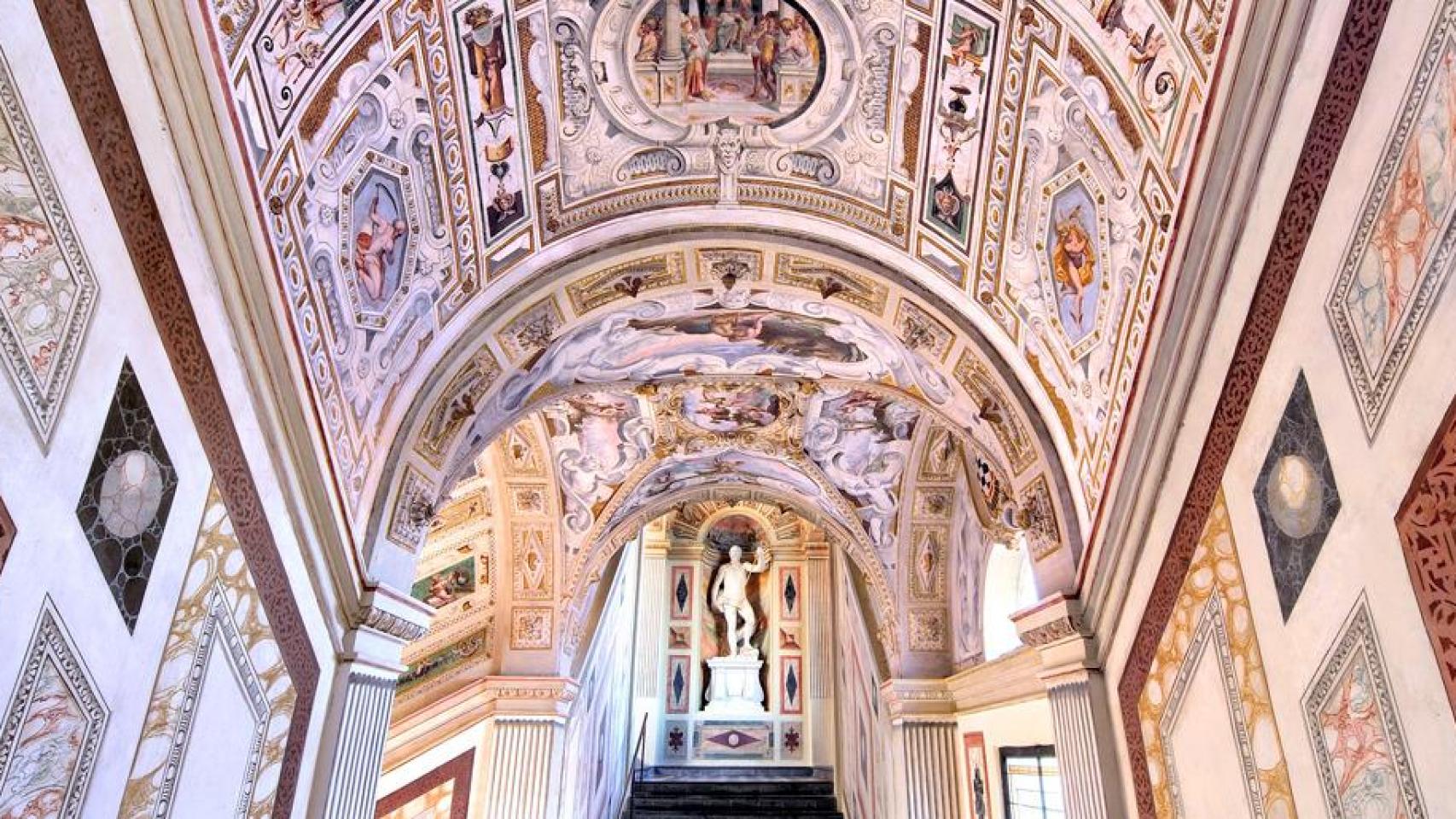 Palacio del Marqueses de Santa Cruz.