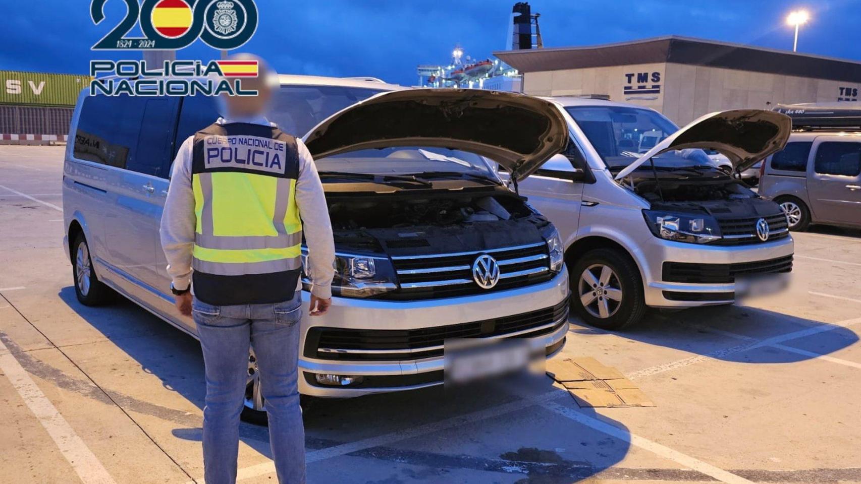 La Policía Nacional desarticula una trama delictiva dedicada a la apropiación indebida de vehículos de alta gama.