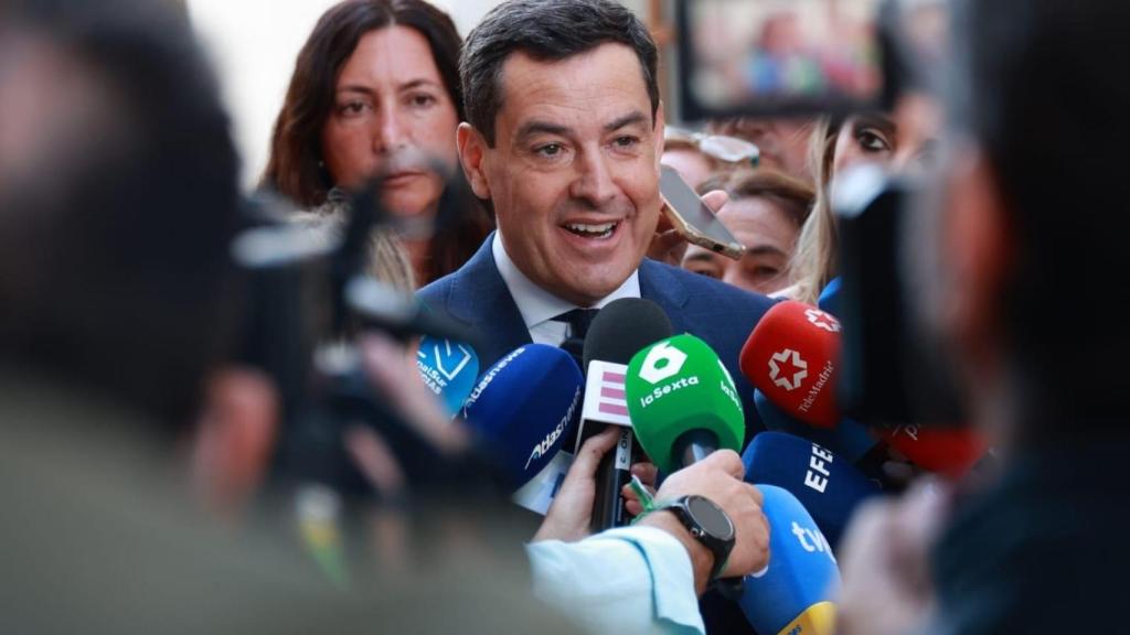 Juanma Moreno, este jueves en el Parlamento de Andalucía.