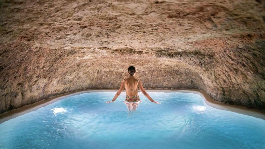 Cueva del hotel 'El Bálsamo' en Belmonte (Cuenca).