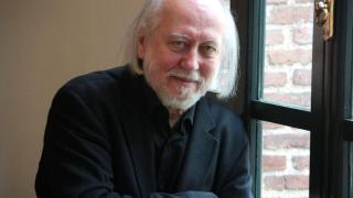 László Krasznahorkai, la vida entre borrachos y vagabundos del ganador del Nobel de Literatura