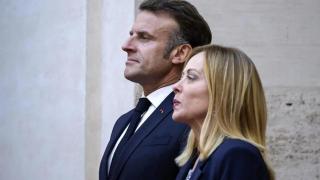 La primera ministra italiana, Giorgia Meloni, y el presidente francés, Emmanuel Macron, el pasado mes de junio en Roma.