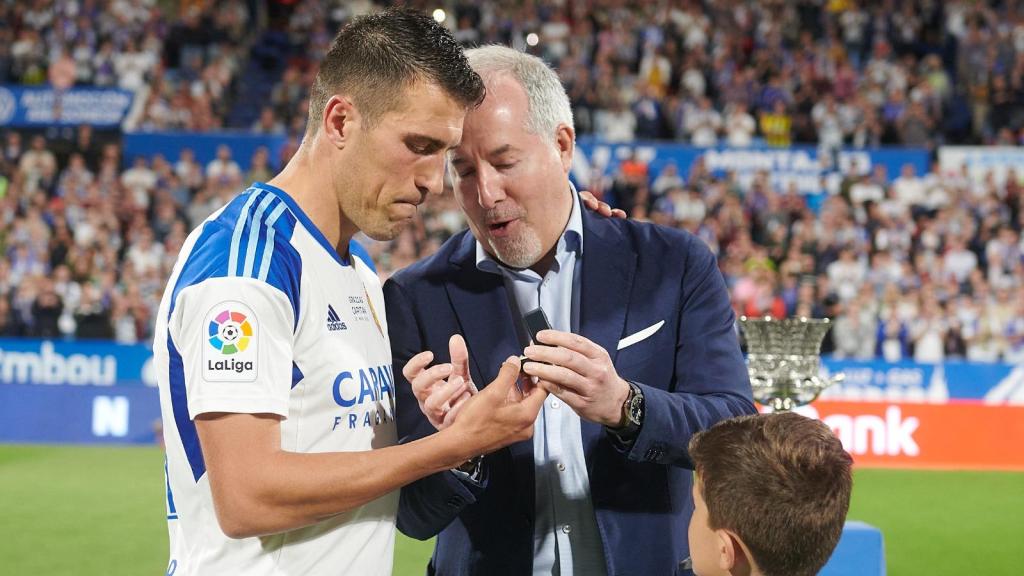 Homenaje a Alberto Zapater en su despedida del Real Zaragoza
