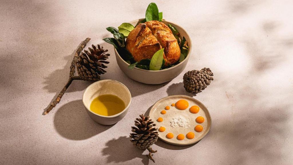 La yema de huevo que sustituye a la mejor de los aceites y se ha convertido en un 'dip' adictivo