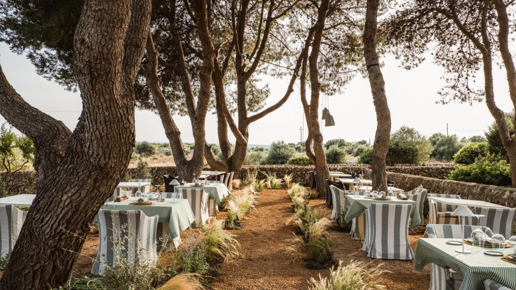 El jardín donde se ubica el restaurante L'Espiell, del hotel Morvedra Nou.