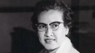 Katherine G. Johnson: La matemática pionera que desafió el racismo y el sexismo para llevar al hombre a la Luna