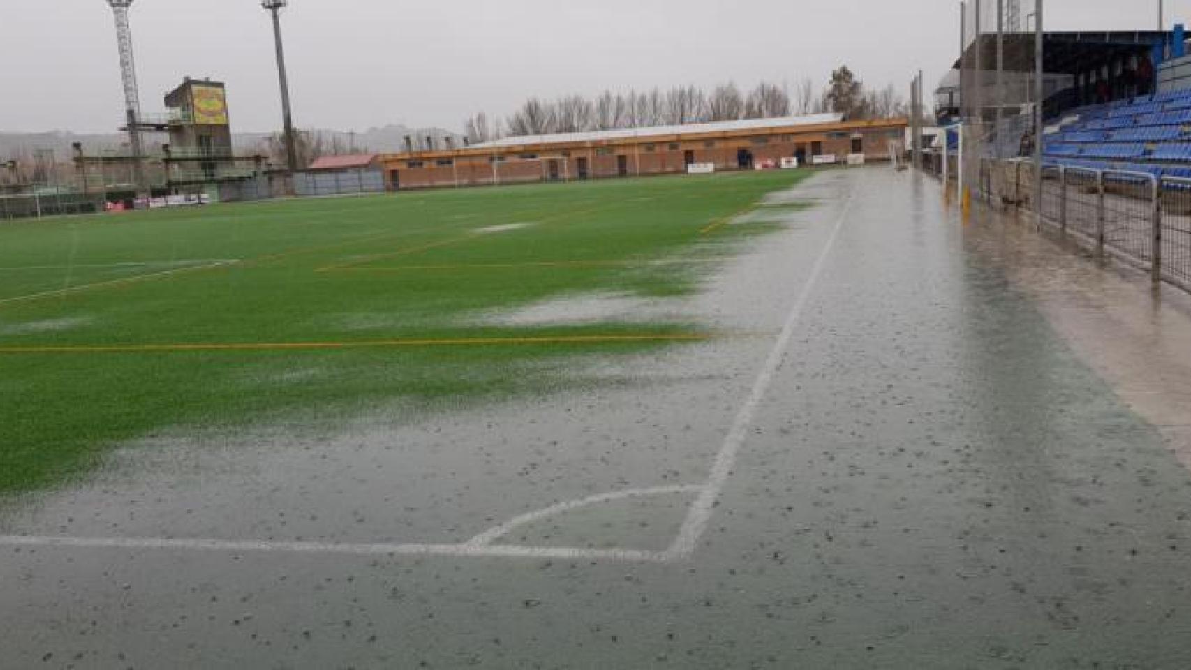 Las lluvias obligan a suspender los partidos en la Comunidad Valenciana.