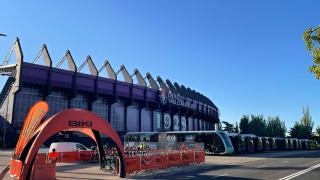 Autobuses de Auvasa y la estación temporal de Biki en el estadio José Zorrilla