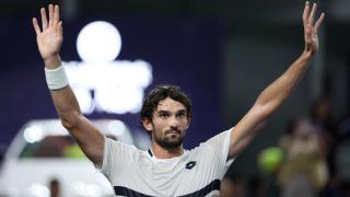 Vacherot celebra su triunfo ante Djokovic en la semifinal del Masters 1.000 de Shanghái.