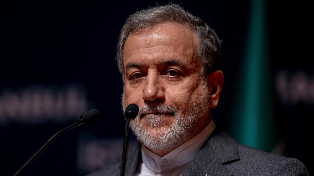 El ministro de Asuntos Exteriores iraní , Abbas Araqhchi.