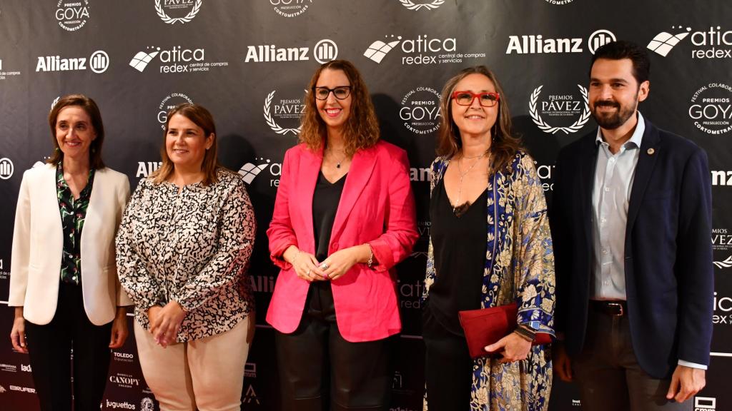 Sara Simón, Tita García Élez y otros representantes del PSOE.