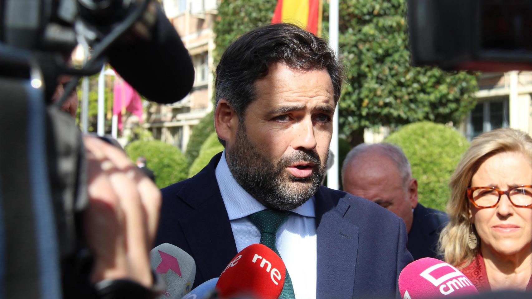 Paco Núñez ha participado este domingo en Toledo en los actos por el Día de la Hispanidad y la Virgen del Pilar, patrona de la Guardia Civil.