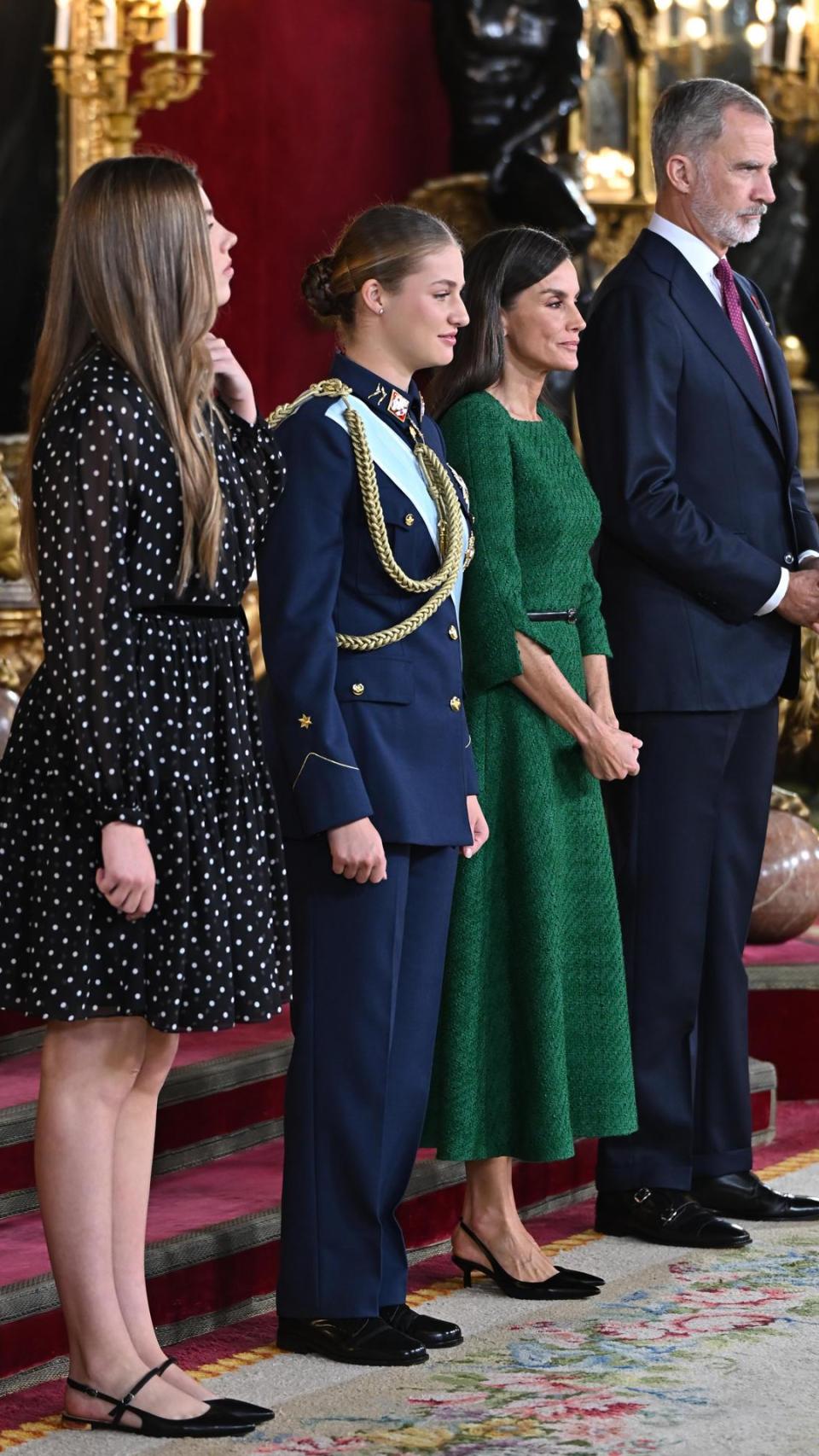 La Familia Real, en la recepción ofrecida en el Palacio Real de Madrid este domingo, 12 de octubre, en el Día de la Hispanidad.
