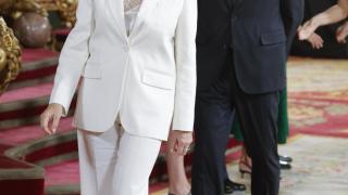 De Ana Rosa Quintana a Sandra Golpe e Isabel Jiménez: el 'total white' triunfa entre las invitadas a la recepción del Día de la Hispanidad