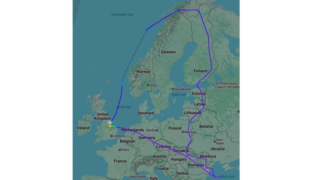 Ruta aérea seguida por los aviones Rivet Joint de Reino Unido