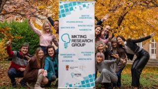 Los miembros del Marketing Research Group