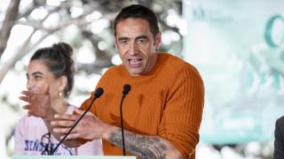 Emilio Delgado, el verso suelto de Más Madrid que quiere disputarle el liderazgo a Mónica García para medirse con Ayuso