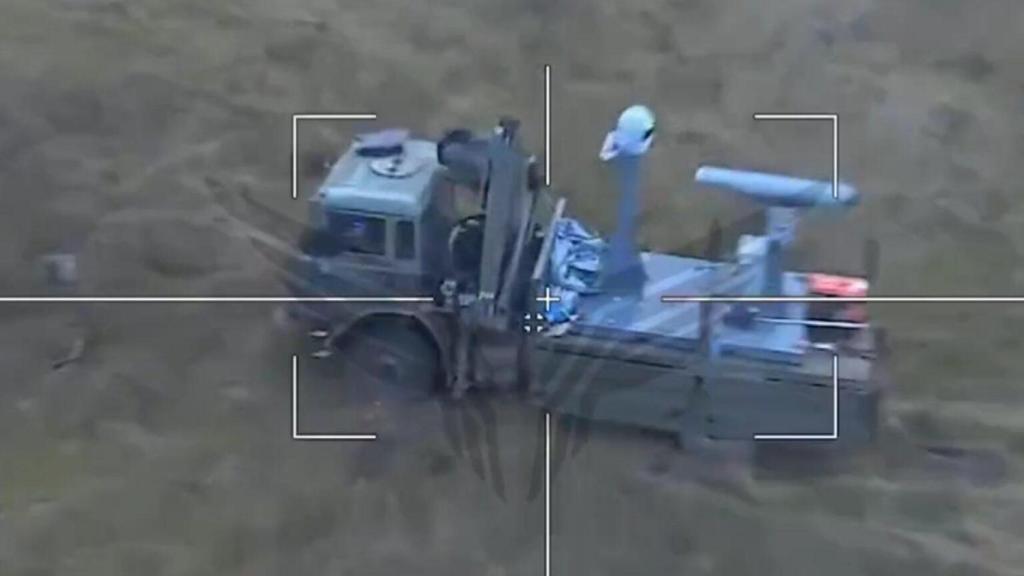 En un video difundido por canales militares rusos.