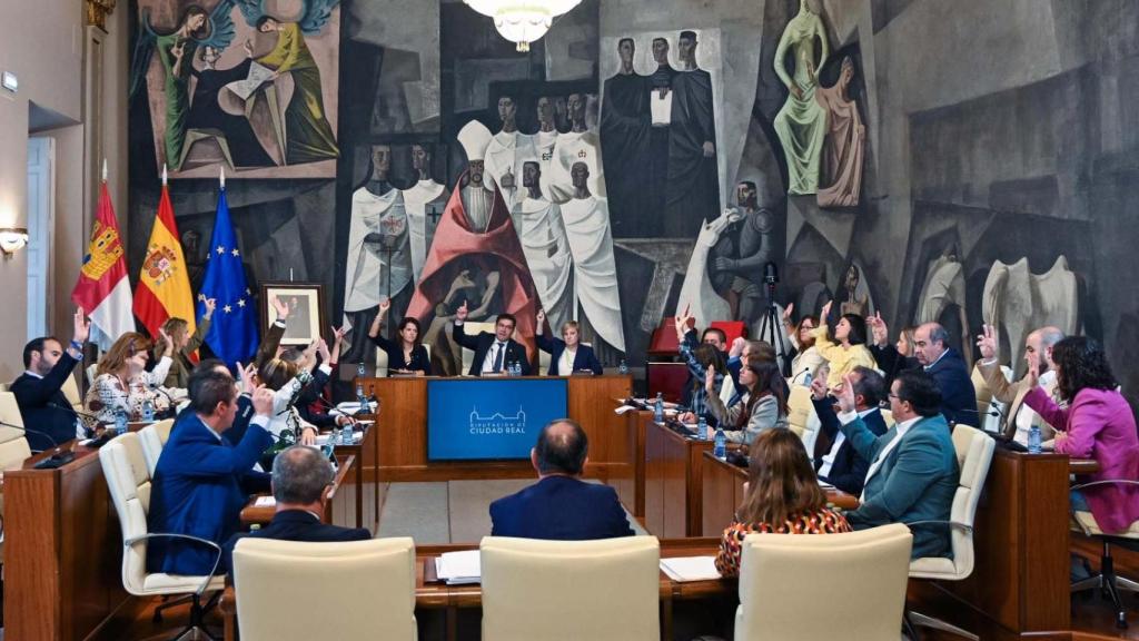 Pleno de la Diputación de Ciudad Real. Foto: Diputación.