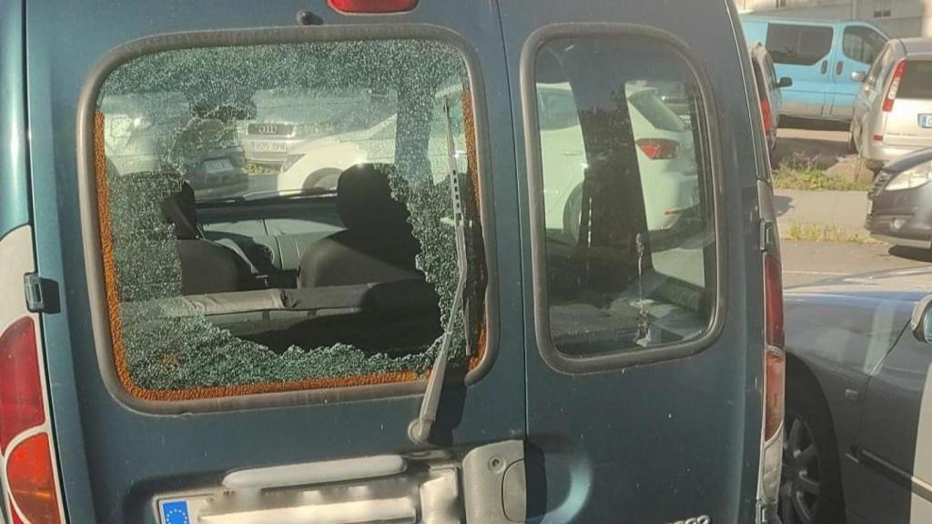 Vecinos de Vioño en A Coruña denuncian robos en furgonetas: Van a por autónomos
